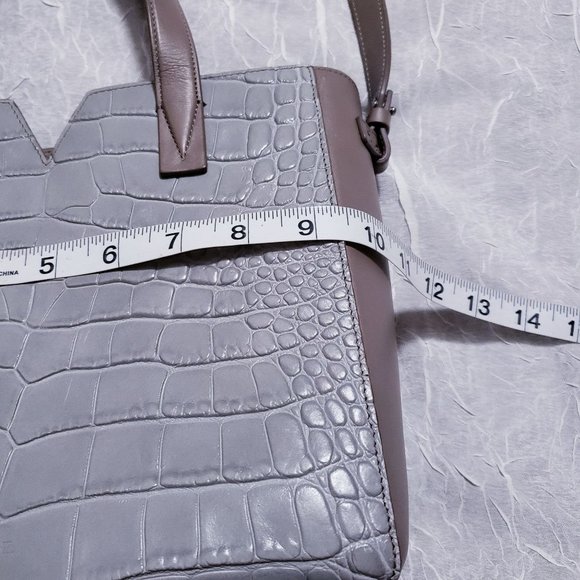 Vince Beige Grey Embossed Leather Crossbody Handbag Purse - Picture 11 of 15